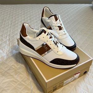 Michael Kors, ladies shoes, size 9.5. New in box. Never worn